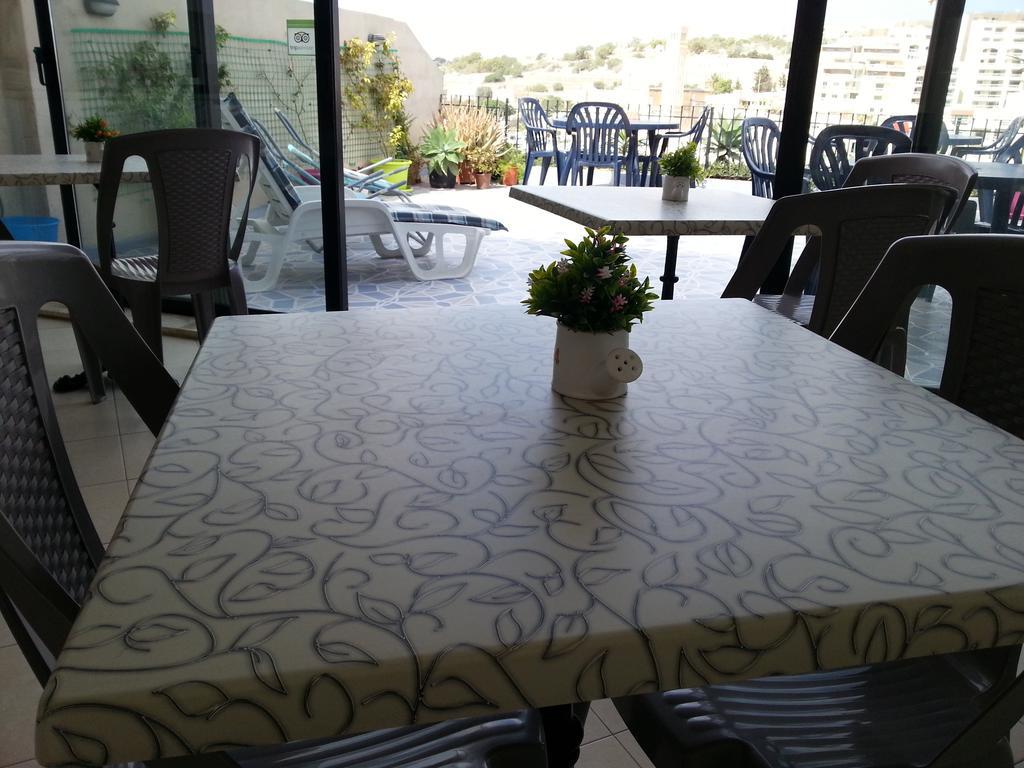 Akwador Guest House Marsaskala Esterno foto