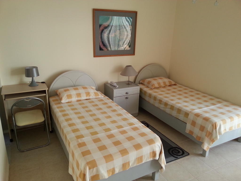 Akwador Guest House Marsaskala Esterno foto