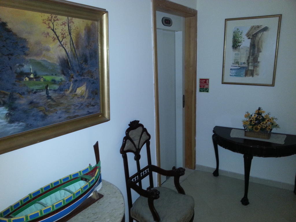 Akwador Guest House Marsaskala Esterno foto