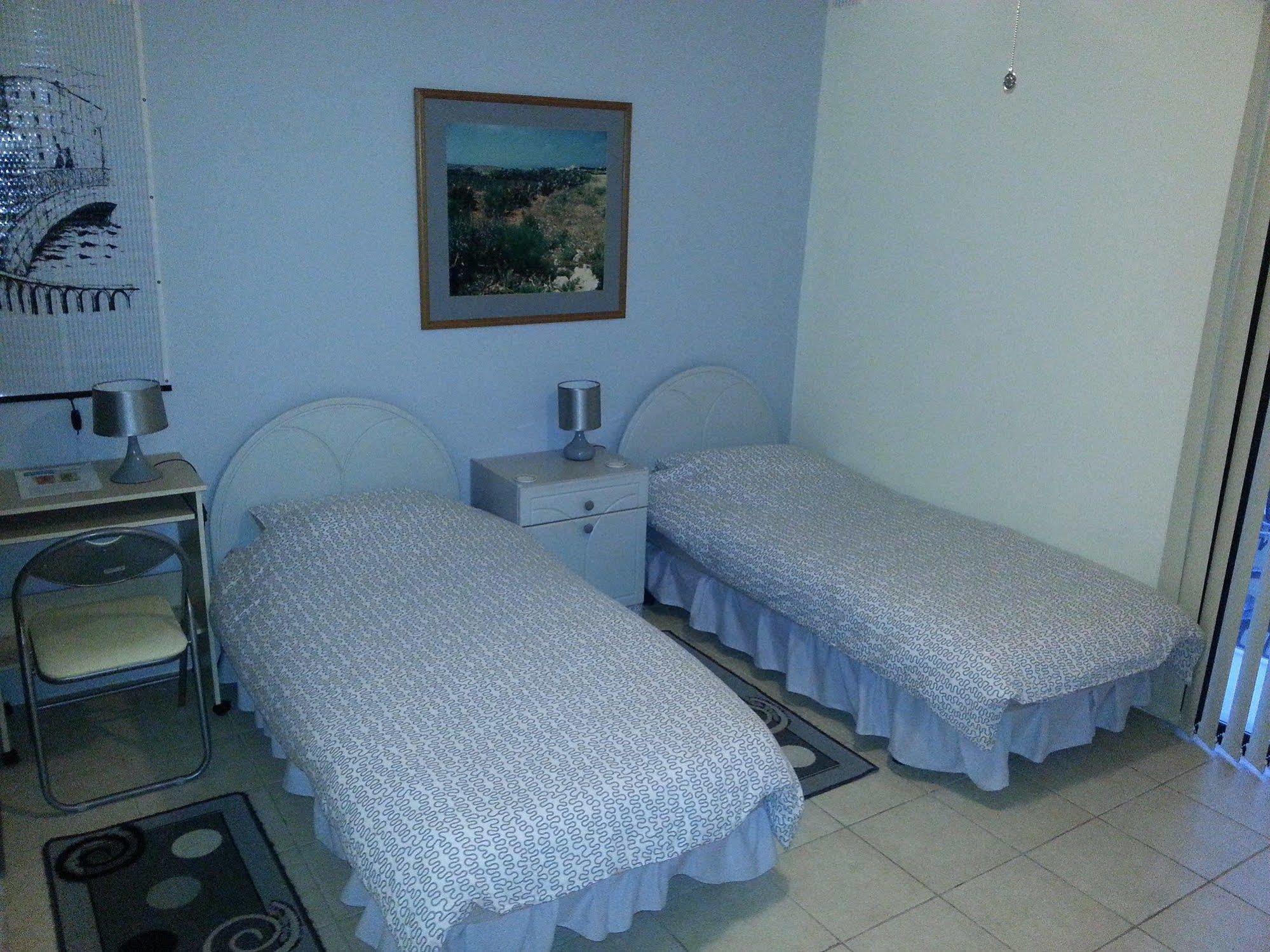 Akwador Guest House Marsaskala Esterno foto