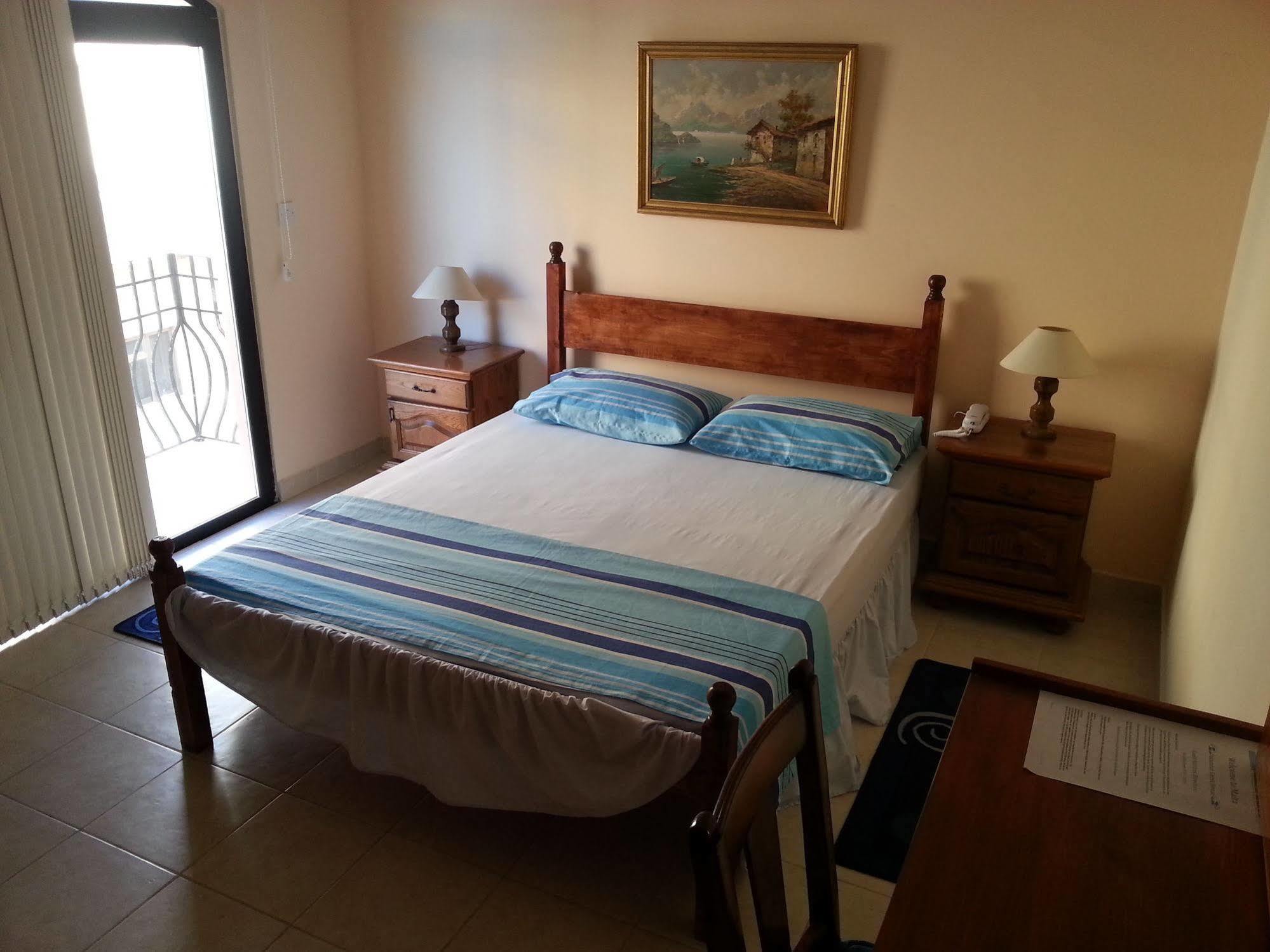 Akwador Guest House Marsaskala Esterno foto