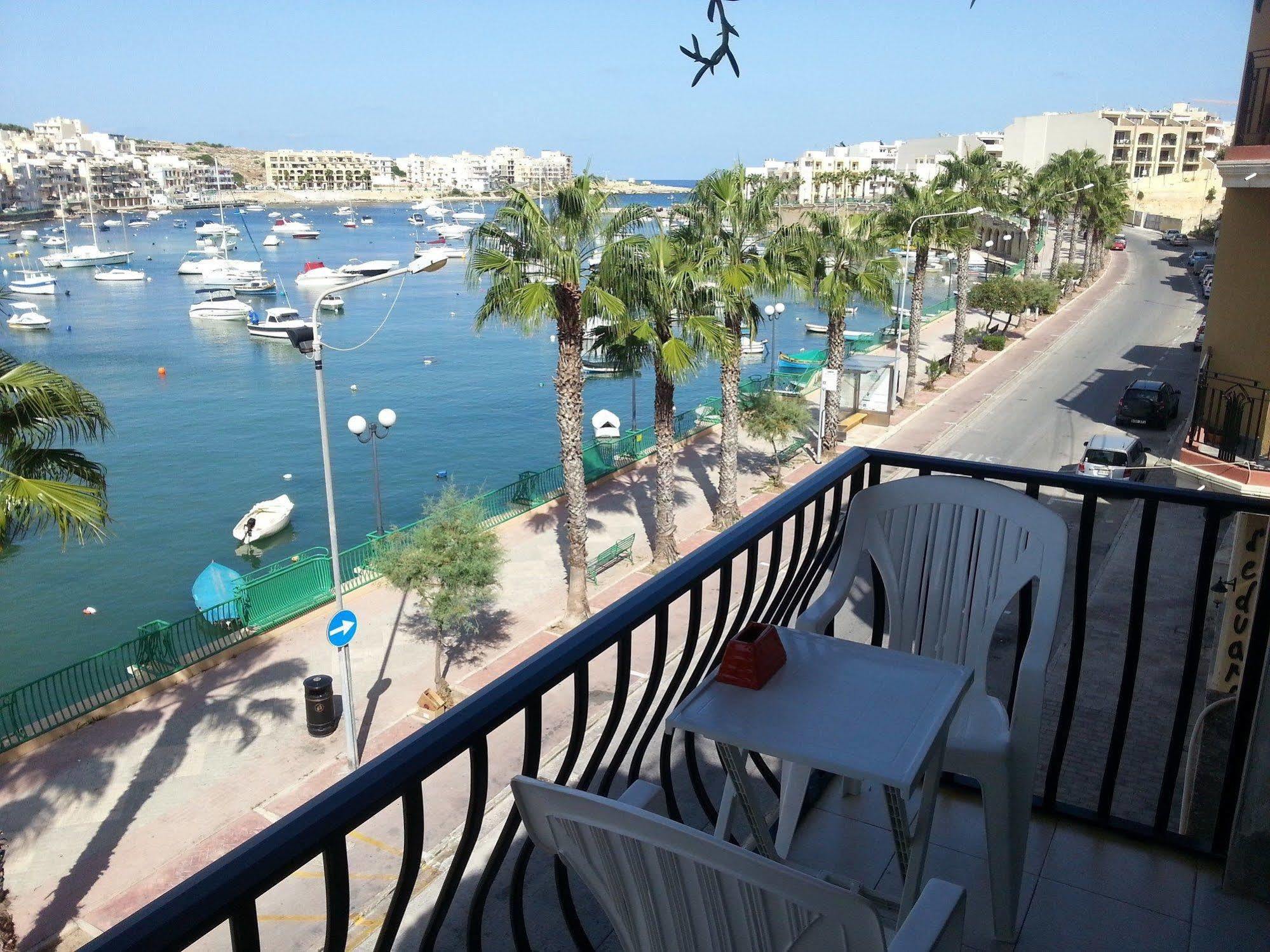 Akwador Guest House Marsaskala Esterno foto